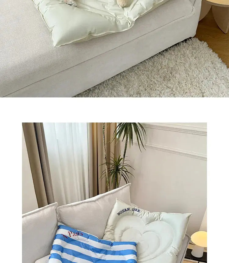 BloomHeart™ Cooling Pet Mat – Heart-Shaped Summer Bed for Cats & Small Dogs Pet Bloom Studio