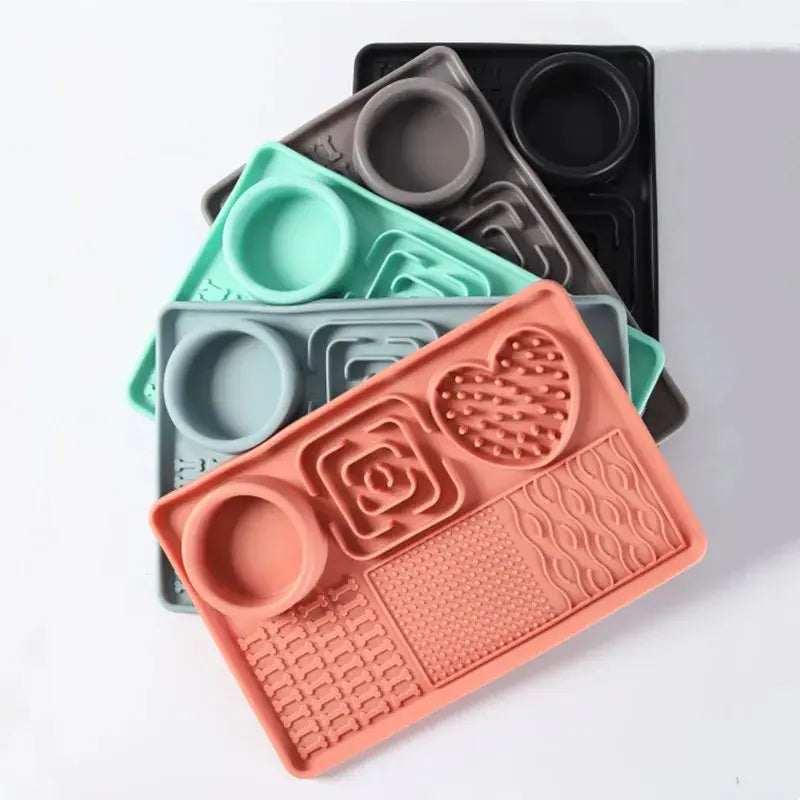 PetalLick Pro™: Silicone Slow Feeder & Interactive Treat Dispenser Pet Bloom Studio