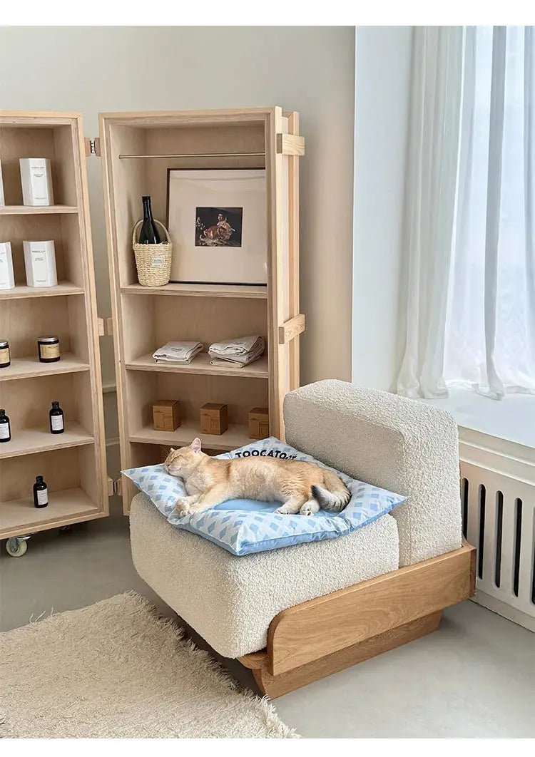 BloomHeart™ Cooling Pet Mat – Heart-Shaped Summer Bed for Cats & Small Dogs Pet Bloom Studio